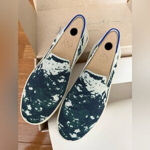 Rothy’s The Sneaker in Shibori Sea Green sz 8.5